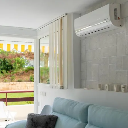 Hotel apartamentowy El Dorado 114 Luxury With Full Air-conditioning Playa de las Americas (Tenerife)